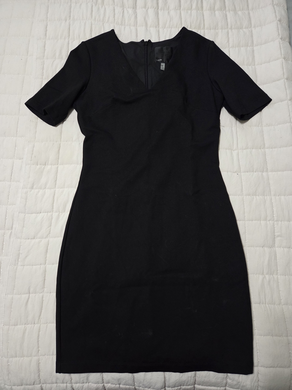 White House Black Market Black Short Sleeve Sheath Dress with V-Notch